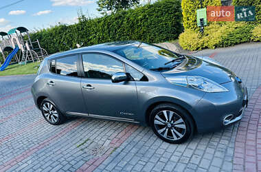 Хетчбек Nissan Leaf 2015 в Луцьку