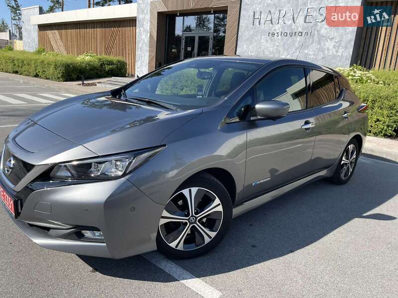Хетчбек Nissan Leaf 2018 в Києві