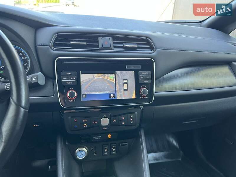 Хетчбек Nissan Leaf 2018 в Києві