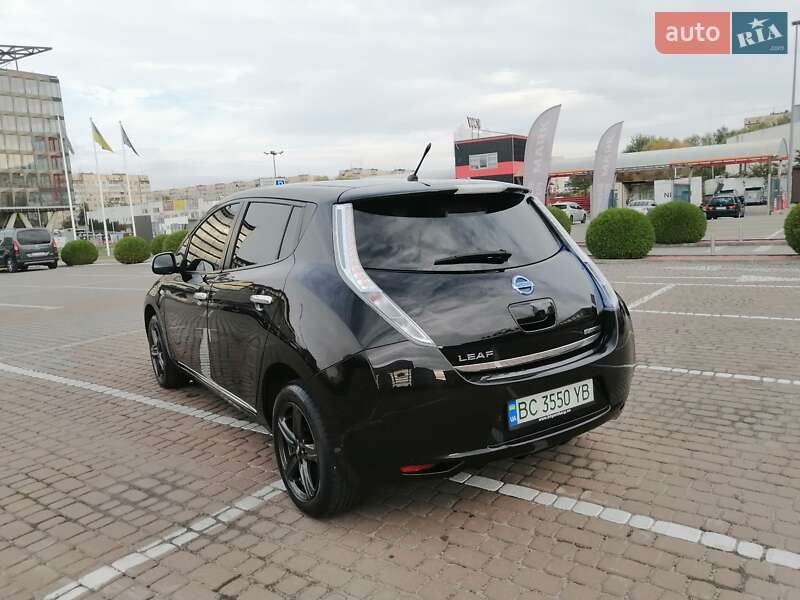 Хетчбек Nissan Leaf 2013 в Львові