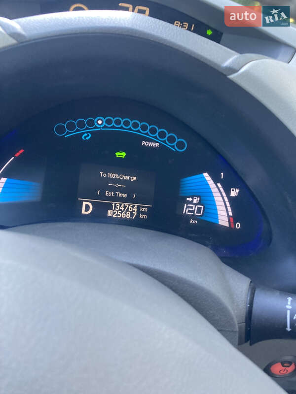 Хэтчбек Nissan Leaf 2012 в Виннице