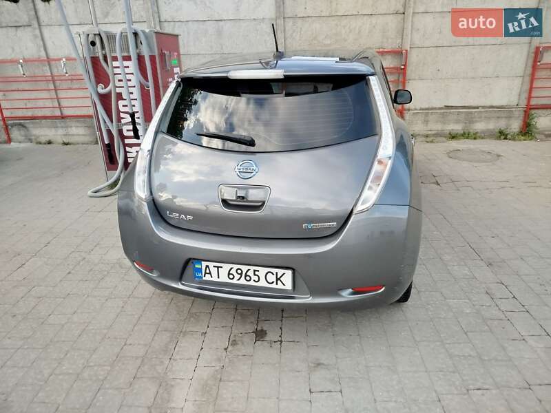 Хэтчбек Nissan Leaf 2016 в Ивано-Франковске