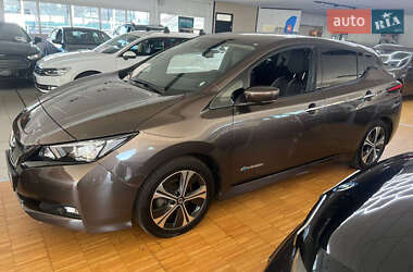 Хэтчбек Nissan Leaf 2018 в Одессе