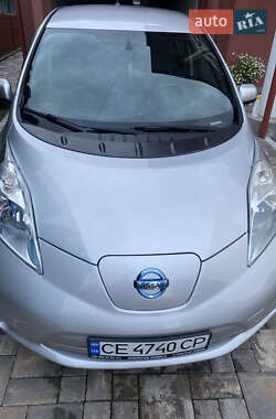 Хэтчбек Nissan Leaf 2013 в Заставной