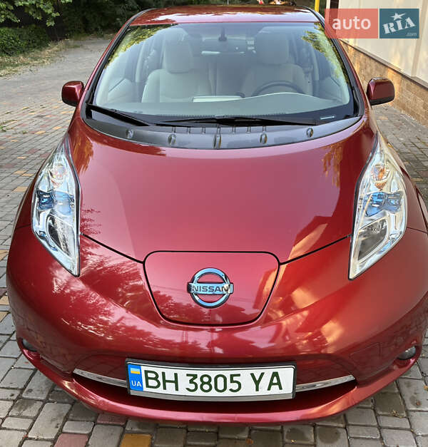 Nissan Leaf 2014