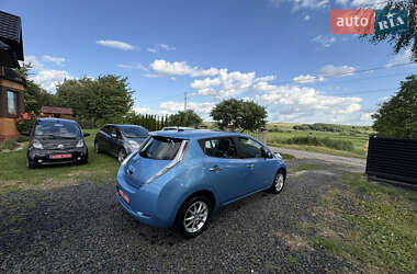 Хетчбек Nissan Leaf 2013 в 
