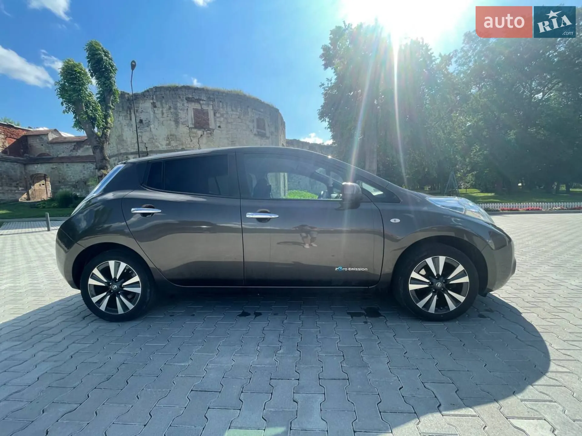 2016 Nissan Leaf - мініатюра 17