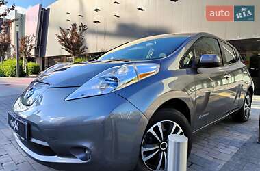 Хэтчбек Nissan Leaf 2016 в Киеве