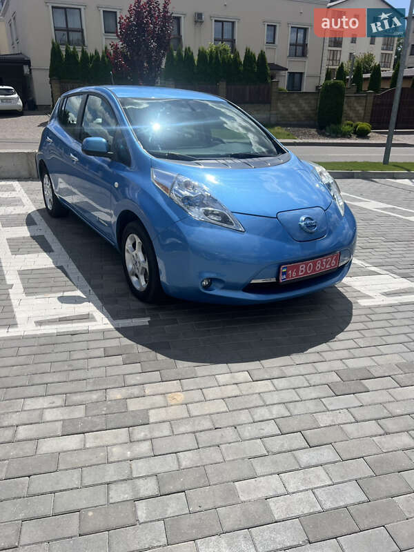 Nissan Leaf 2014