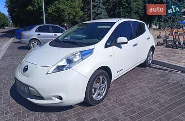 Хетчбек Nissan Leaf 2011 в Знам'янці