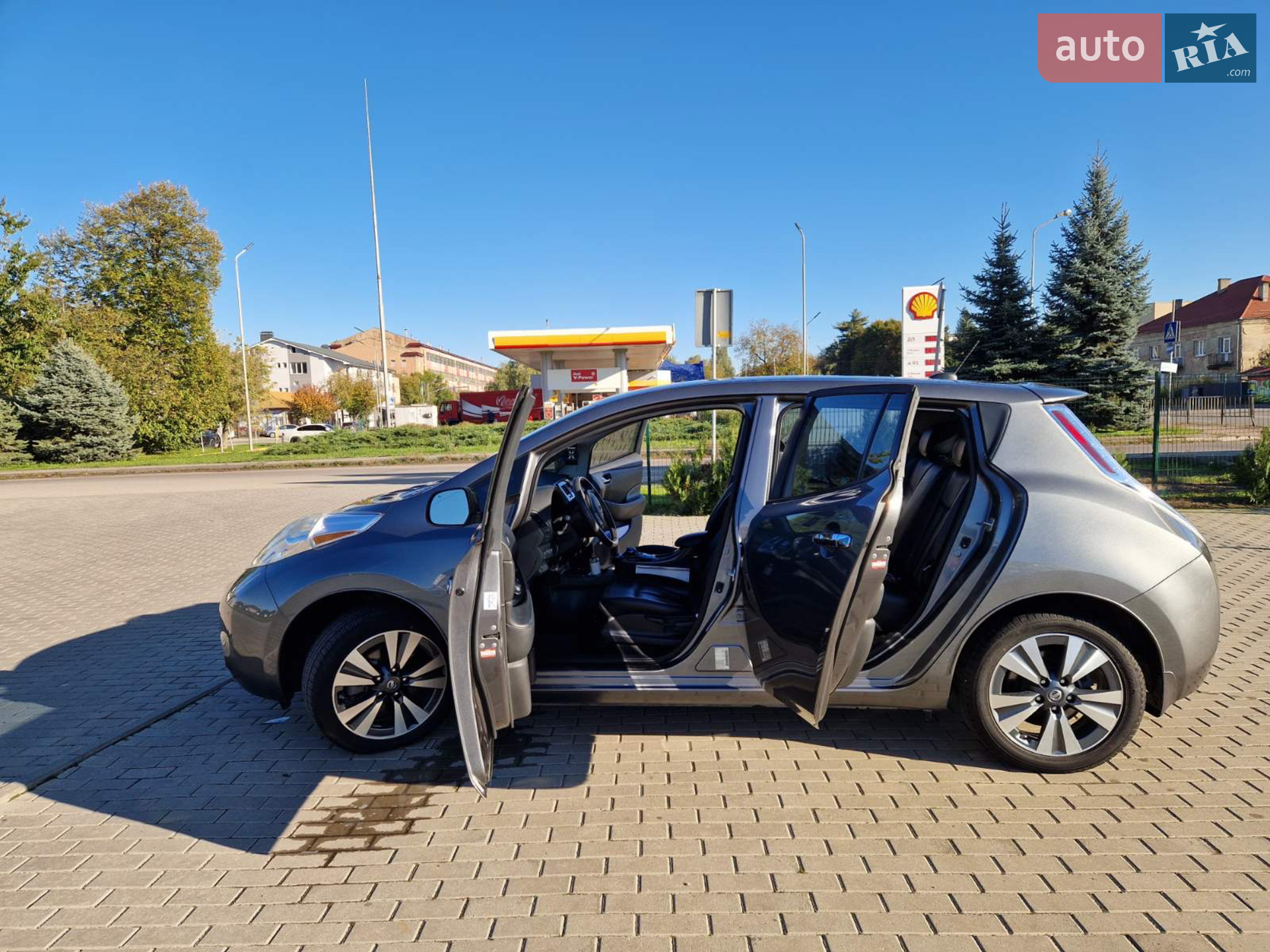 2017 Nissan Leaf - мініатюра 14