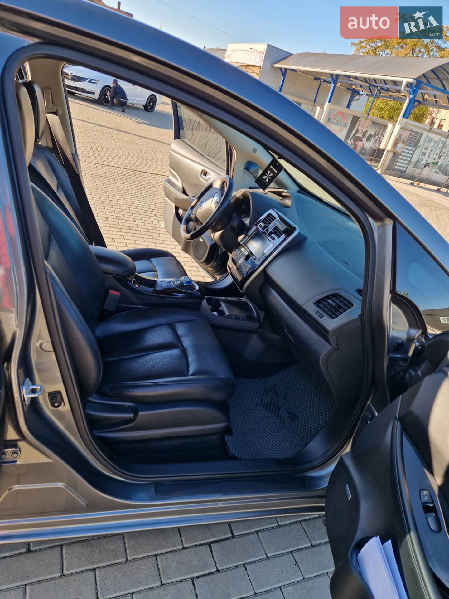 2017 Nissan Leaf - мініатюра 21