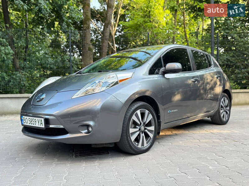 Хэтчбек Nissan Leaf 2014 в Тернополе