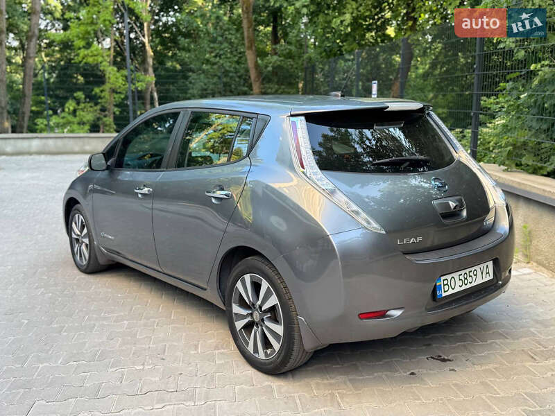 Хэтчбек Nissan Leaf 2014 в Тернополе