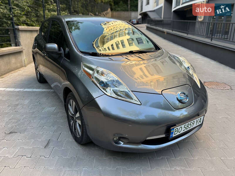 Хэтчбек Nissan Leaf 2014 в Тернополе