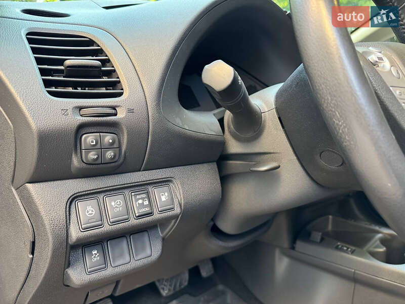 Хэтчбек Nissan Leaf 2014 в Тернополе