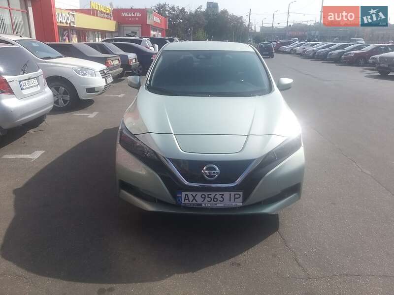 Хэтчбек Nissan Leaf 2018 в Харькове