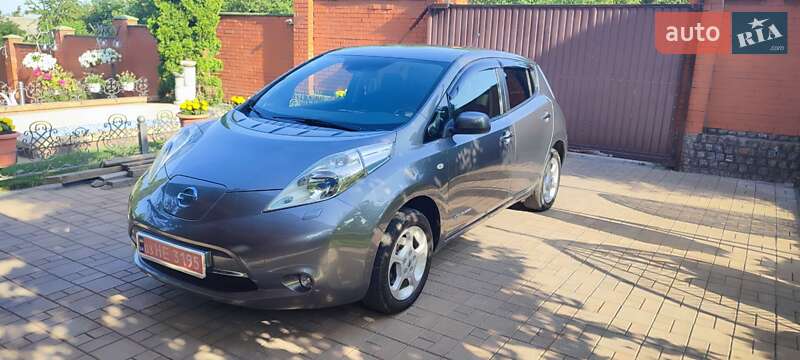 Хэтчбек Nissan Leaf 2013 в Харькове