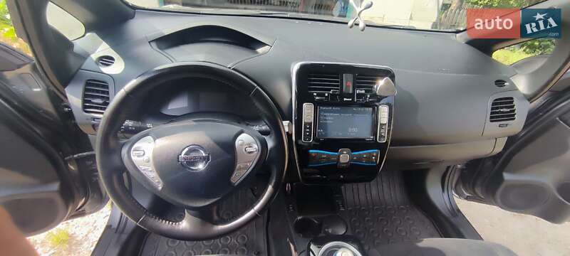 Хэтчбек Nissan Leaf 2013 в Харькове