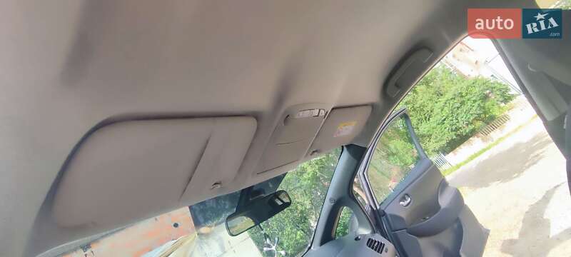 Хэтчбек Nissan Leaf 2013 в Харькове