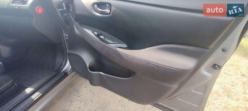 Хэтчбек Nissan Leaf 2013 в Харькове