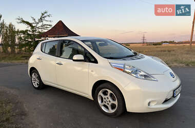 Хэтчбек Nissan Leaf 2012 в Одессе