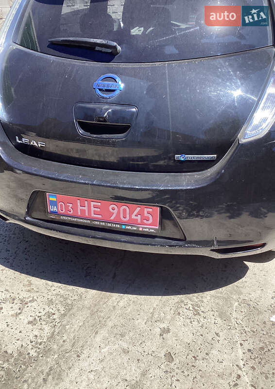 Хэтчбек Nissan Leaf 2011 в Ровно