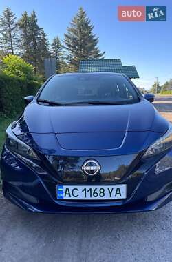 Хэтчбек Nissan Leaf 2023 в Маневичах