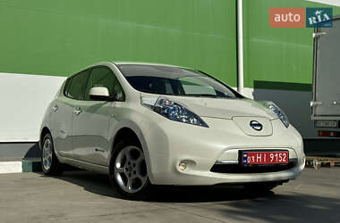 Хэтчбек Nissan Leaf 2012 в Александрие