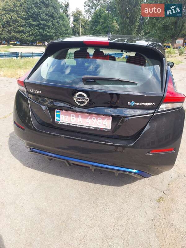 Хэтчбек Nissan Leaf 2022 в Виннице
