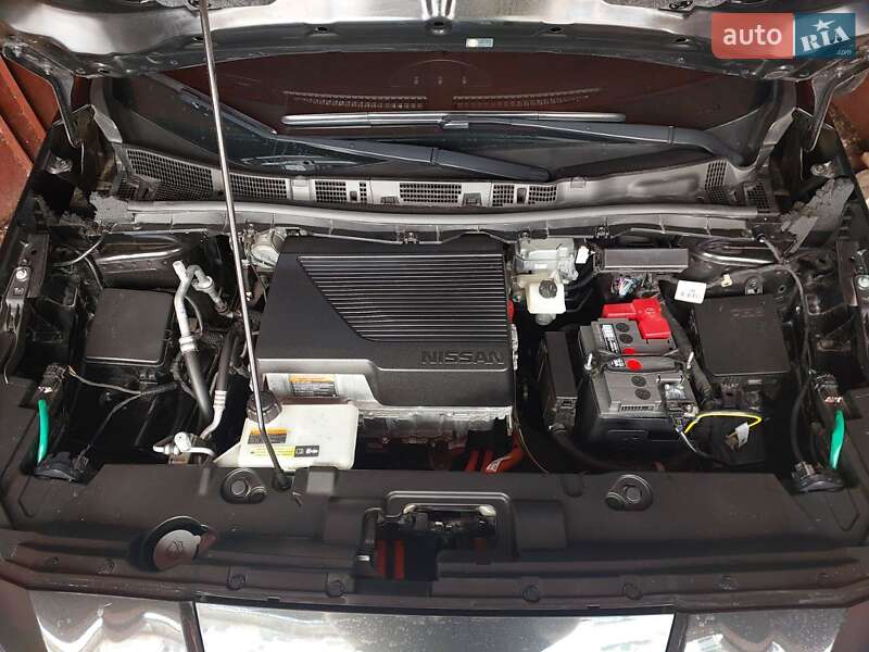 Хэтчбек Nissan Leaf 2022 в Виннице