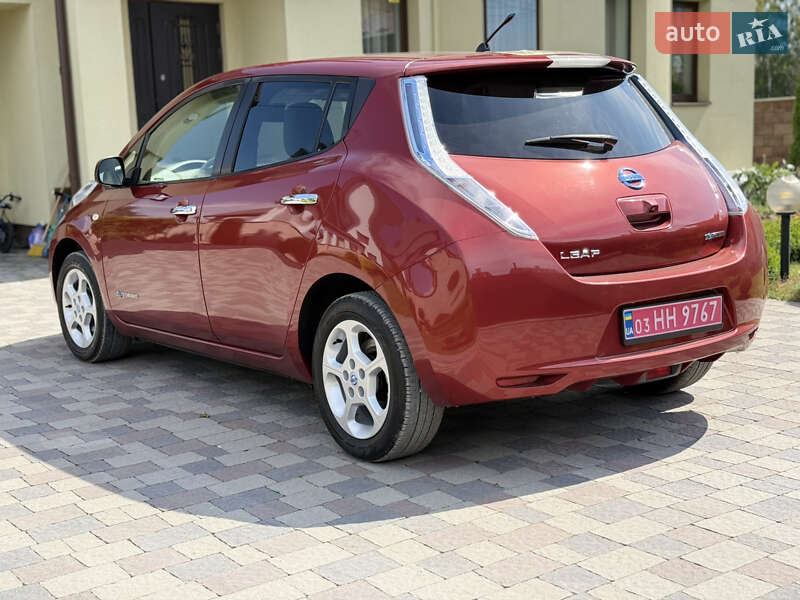 Хетчбек Nissan Leaf 2012 в Івано-Франківську