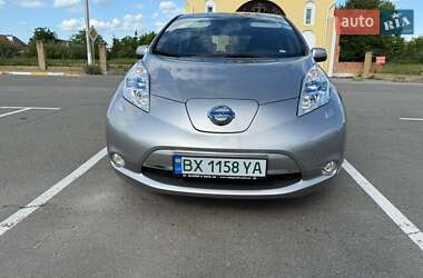Хетчбек Nissan Leaf 2015 в Києві