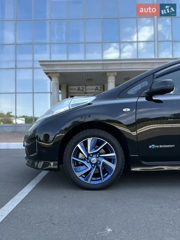Nissan Leaf 2015