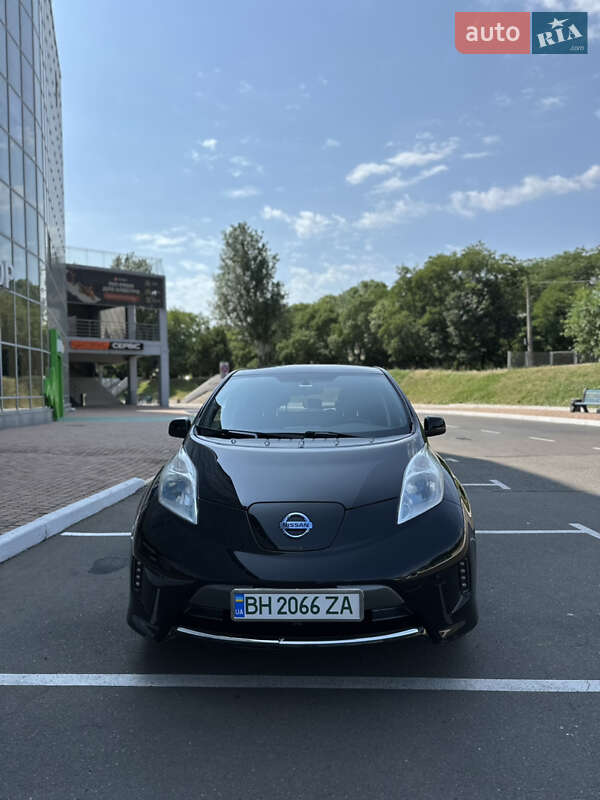 Хетчбек Nissan Leaf 2015 в Одесі фото 2 Хетчбек Nissan Leaf 2015 в Одесі