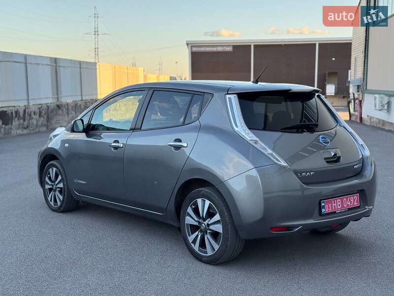 Хетчбек Nissan Leaf 2014 в Вінниці