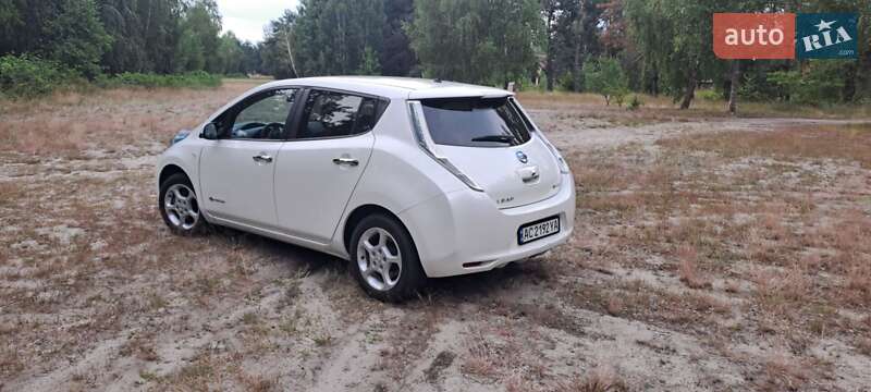 Хэтчбек Nissan Leaf 2017 в Любомле