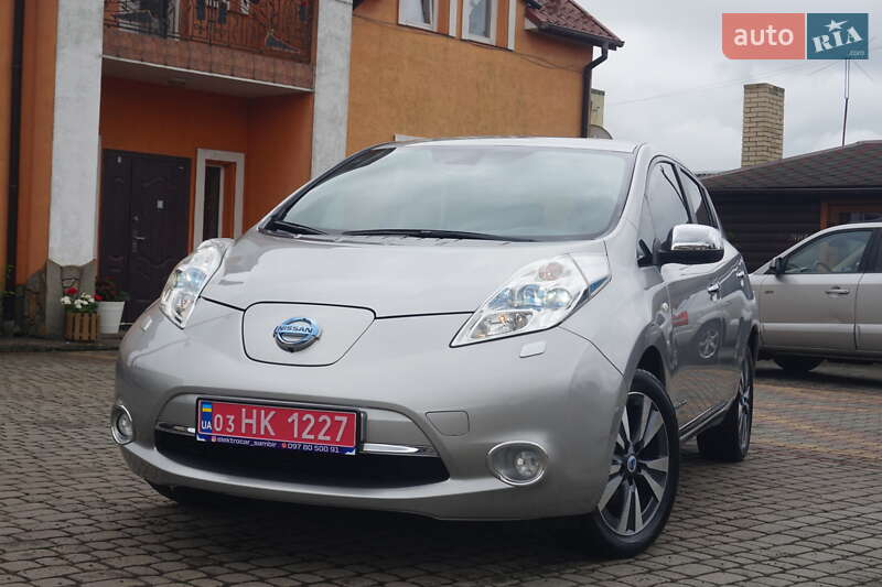 Хетчбек Nissan Leaf 2014 в Самборі