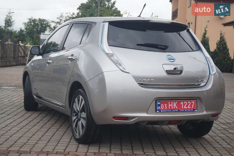 Хетчбек Nissan Leaf 2014 в Самборі