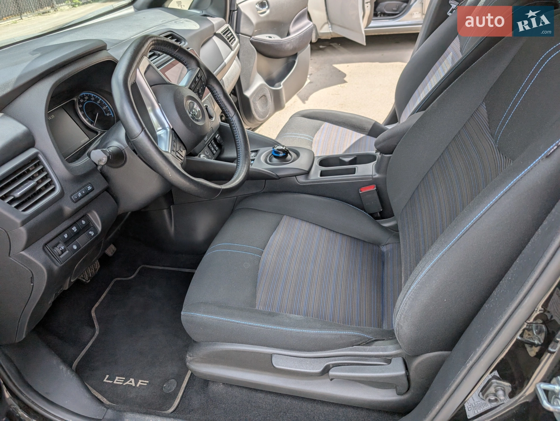 2022 Nissan Leaf - мініатюра 18