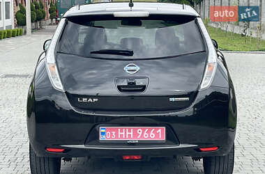 Хэтчбек Nissan Leaf 2015 в 
