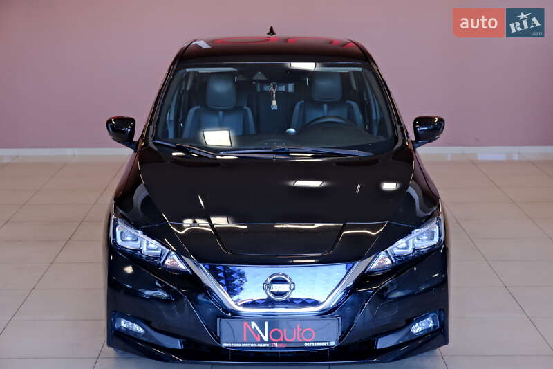 Хетчбек Nissan Leaf 2022 в Одесі
