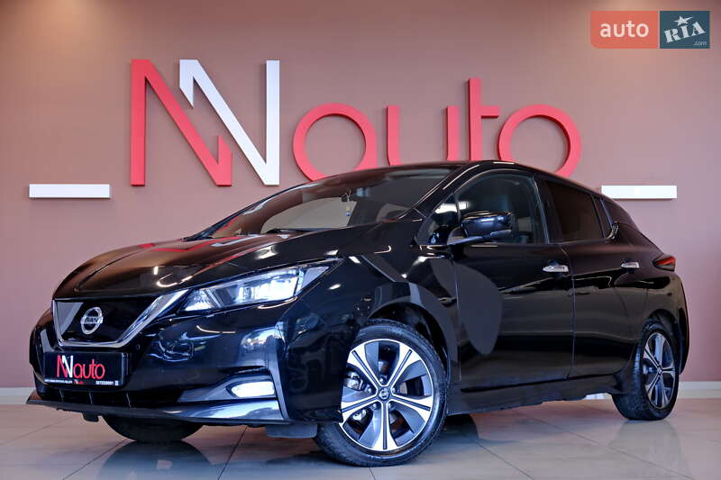 Хетчбек Nissan Leaf 2022 в Одесі