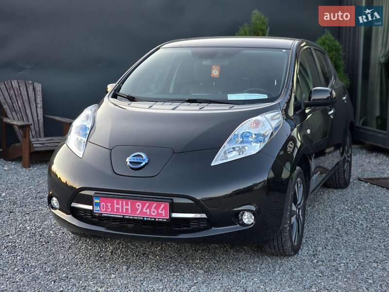 Хэтчбек Nissan Leaf 2015 в Тернополе