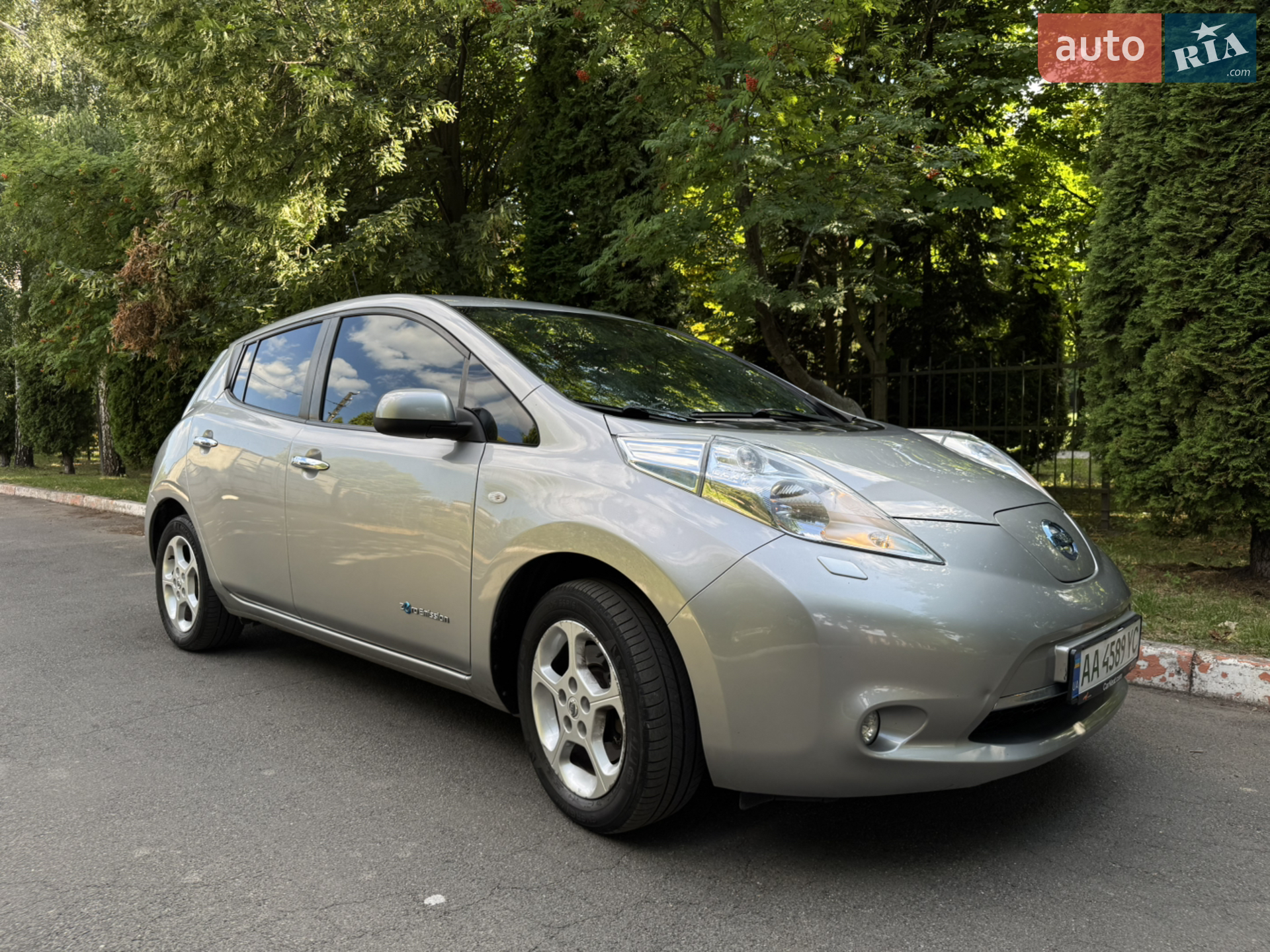 2016 Nissan Leaf - мініатюра 9