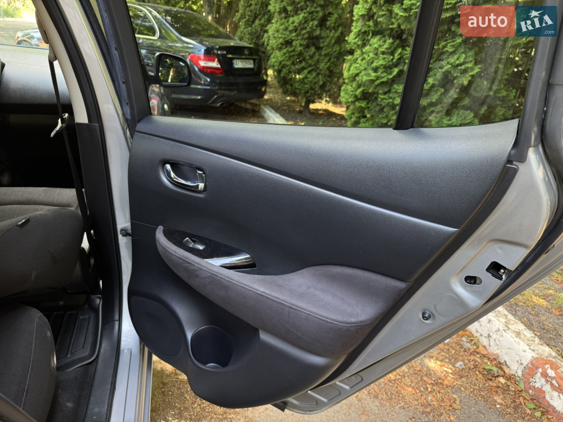 2016 Nissan Leaf - мініатюра 21