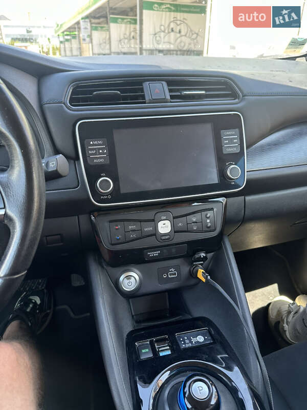 Хэтчбек Nissan Leaf 2019 в Ивано-Франковске