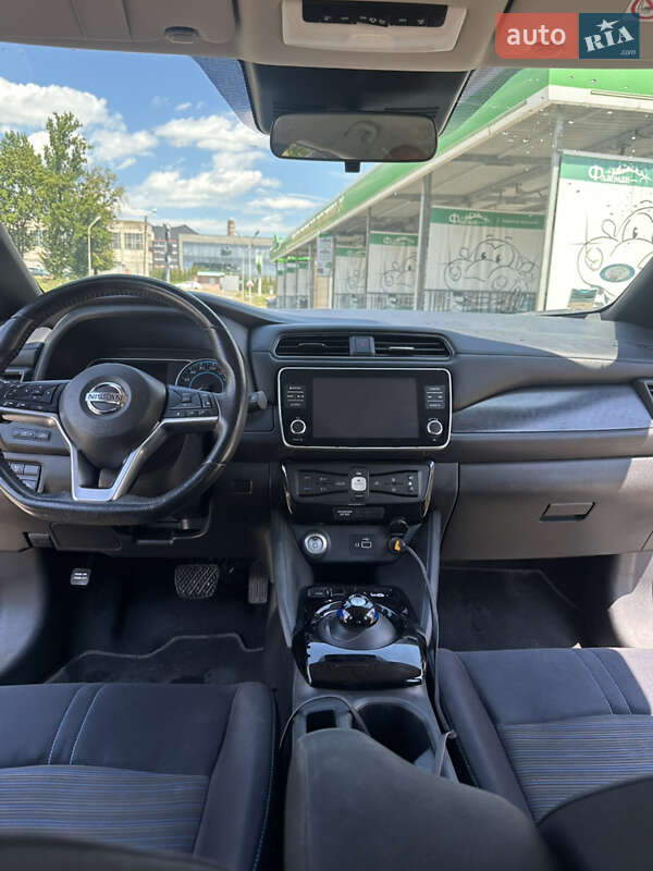 Хэтчбек Nissan Leaf 2019 в Ивано-Франковске