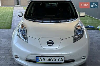 Хетчбек Nissan Leaf 2015 в Обухові