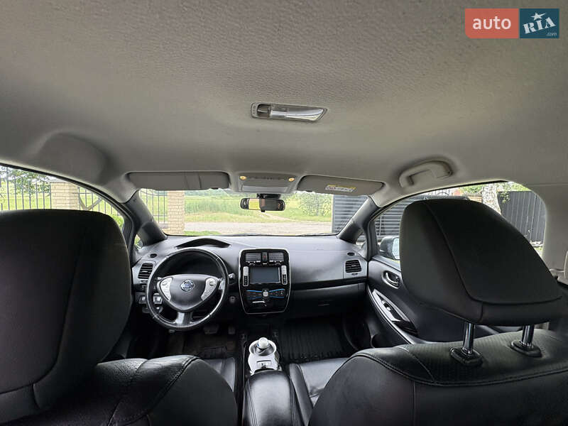 Хэтчбек Nissan Leaf 2014 в Луцке